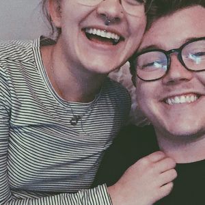 Meet your Posher, Adelka